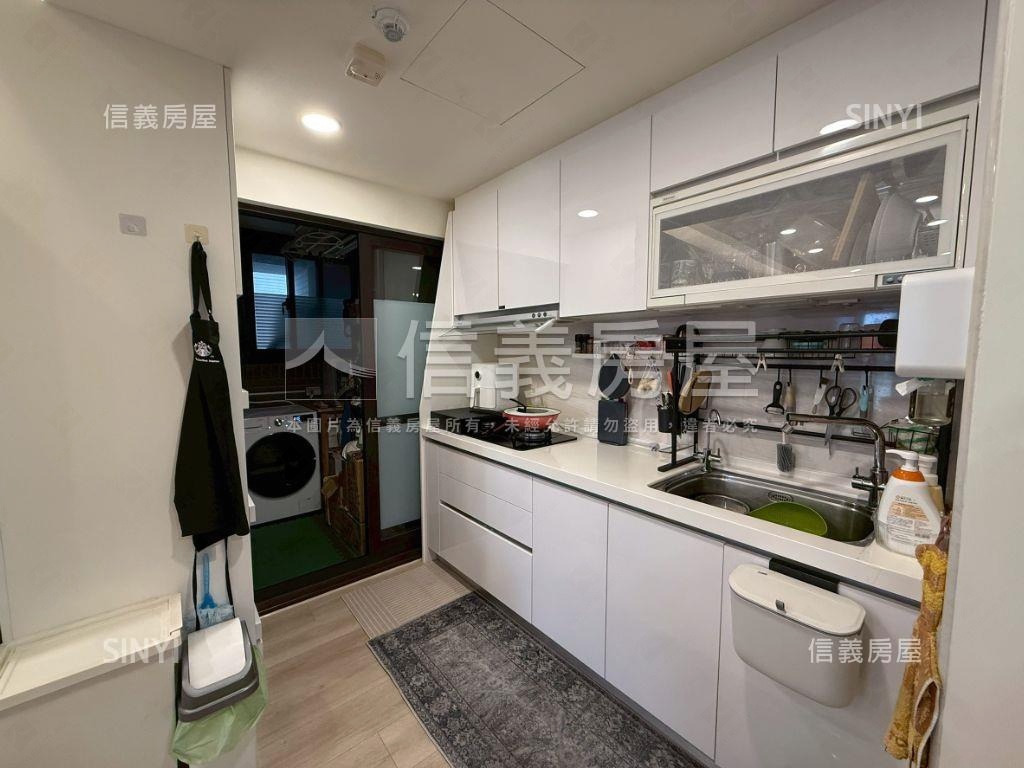 中央公園朝南兩房兩衛平車房屋室內格局與周邊環境