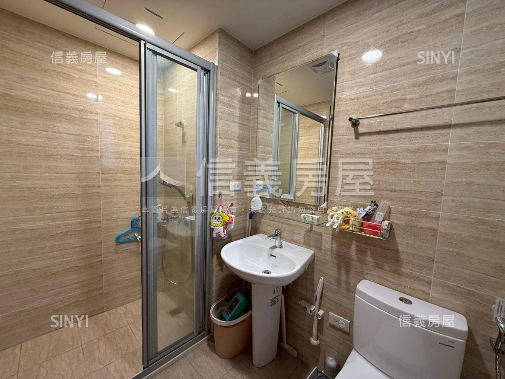 中央公園朝南兩房兩衛平車房屋室內格局與周邊環境