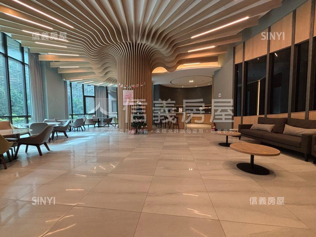 中央公園朝南兩房兩衛平車房屋室內格局與周邊環境