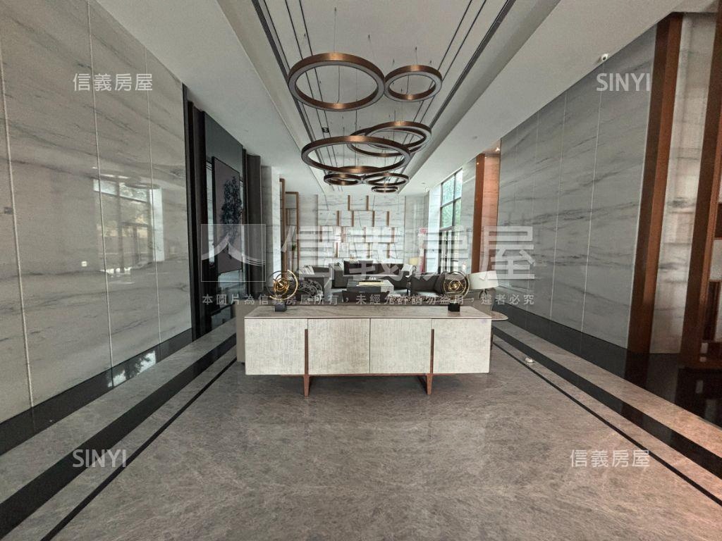 中央公園朝南兩房兩衛平車房屋室內格局與周邊環境