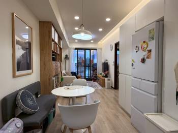 中央公園朝南兩房兩衛平車