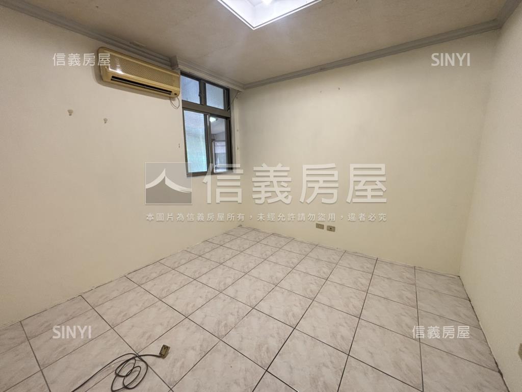 南京稀有面寬一樓房屋室內格局與周邊環境