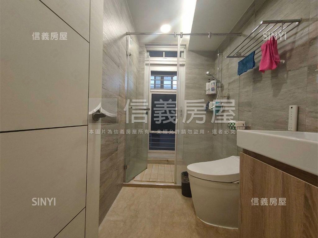 近捷運高樓大露台美築房屋室內格局與周邊環境