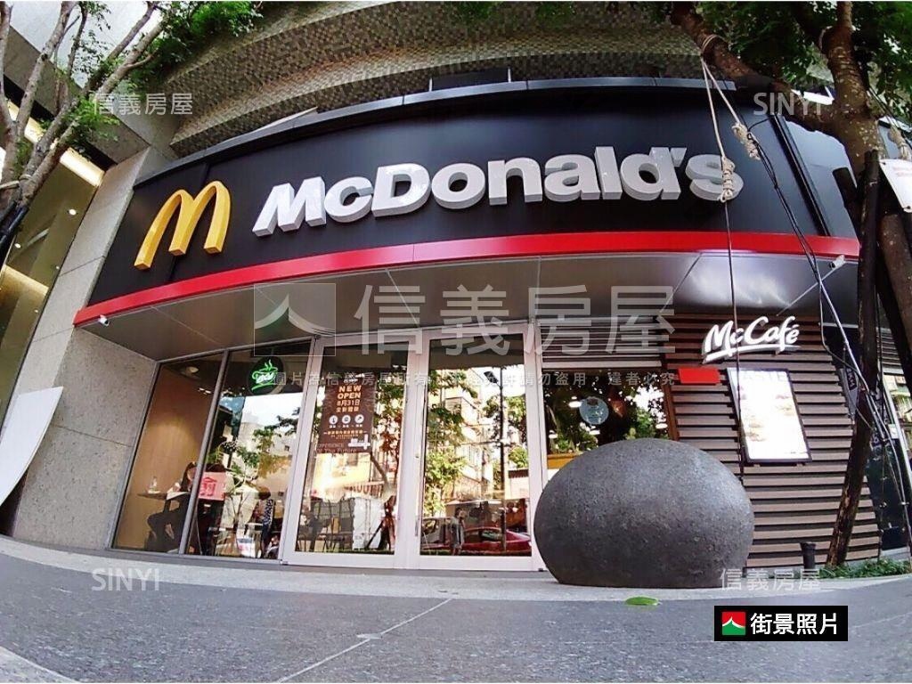 近內湖站電梯次高樓露臺戶房屋室內格局與周邊環境