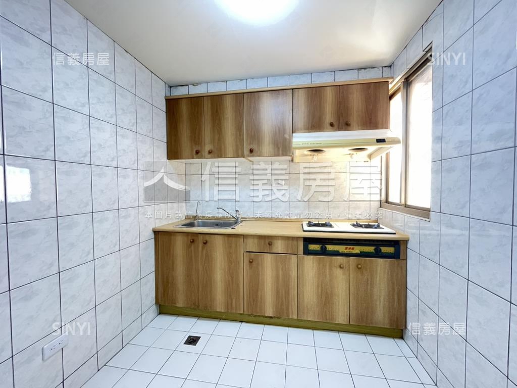 超夯近大業學區美３房車位房屋室內格局與周邊環境