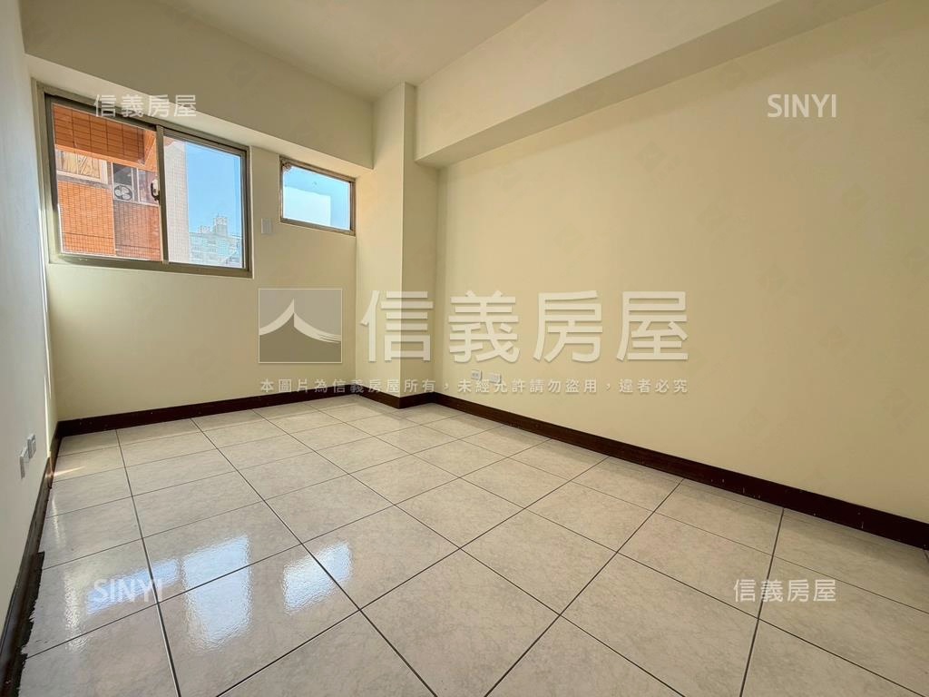 超夯近大業學區美３房車位房屋室內格局與周邊環境