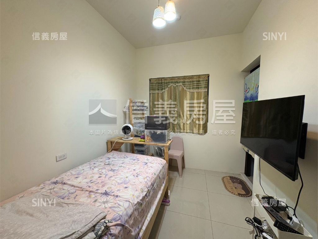 稀有！和美輕屋齡兩房房屋室內格局與周邊環境