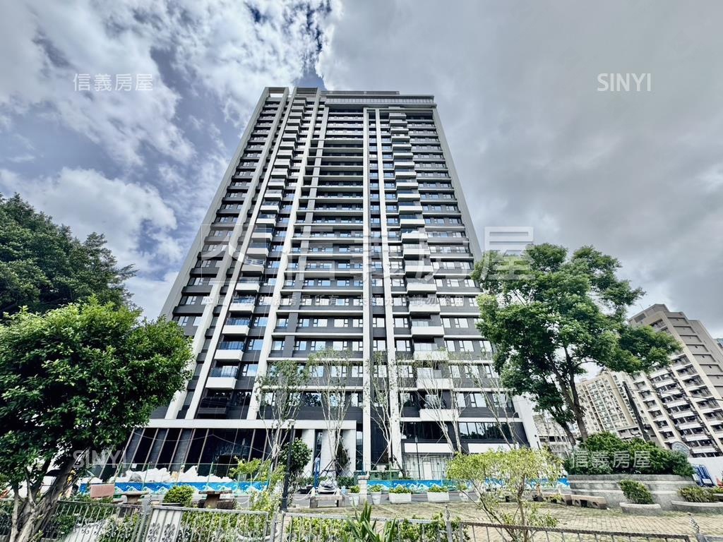 新美齊大陸工程高樓面樹景房屋室內格局與周邊環境
