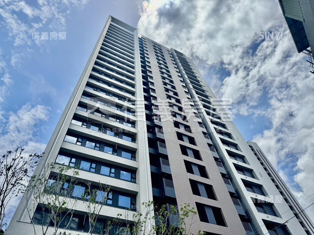 新美齊大陸工程高樓面樹景房屋室內格局與周邊環境