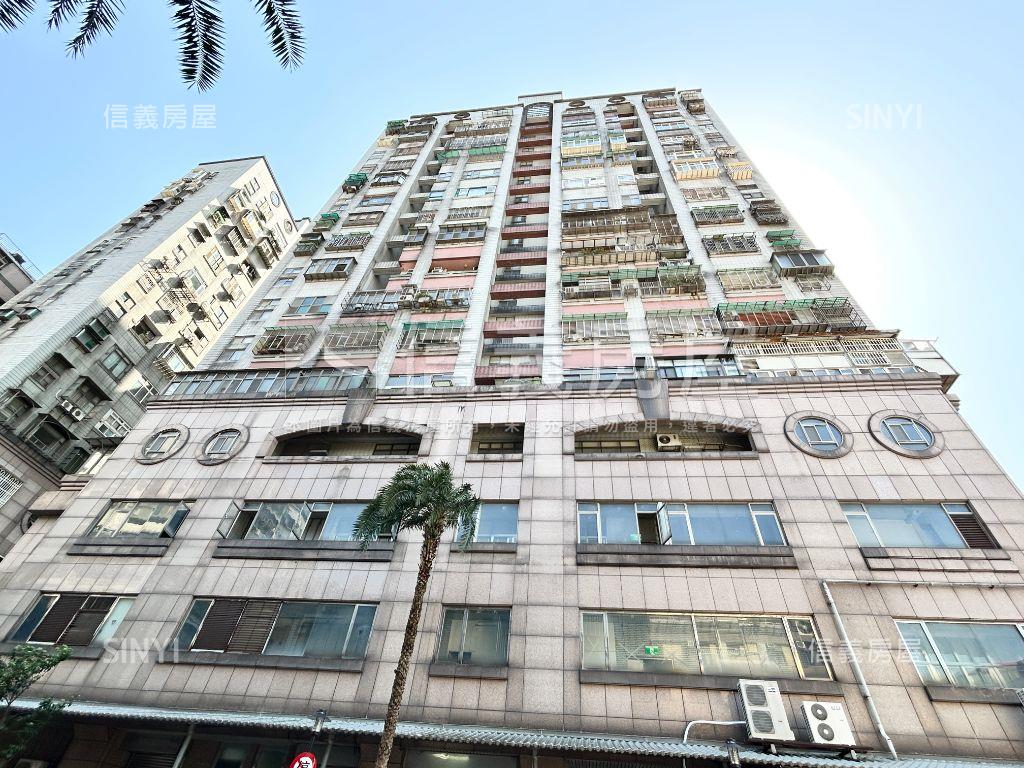 萬世ＯＫ美裝潢房屋室內格局與周邊環境