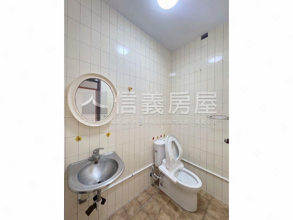 仁愛公園美三房房屋室內格局與周邊環境