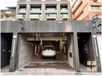 Ｒ１５捷運電梯面寬雙車墅