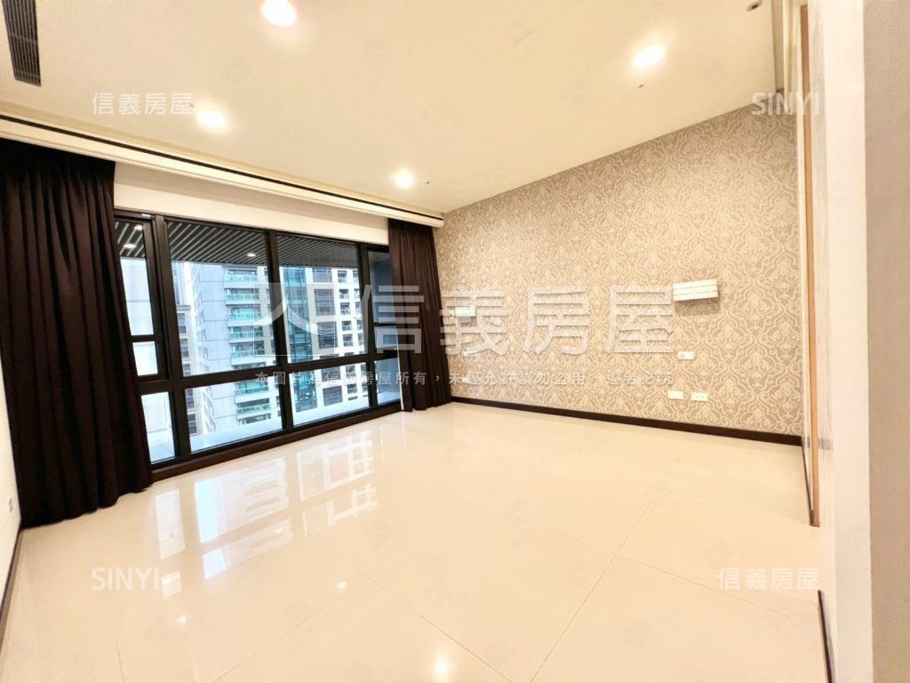 領御、典雅溫馨豪邸房屋室內格局與周邊環境