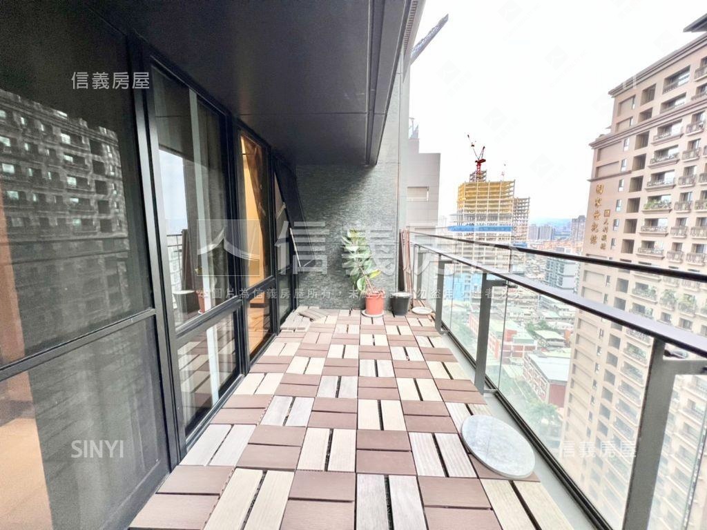 領御、典雅溫馨豪邸房屋室內格局與周邊環境
