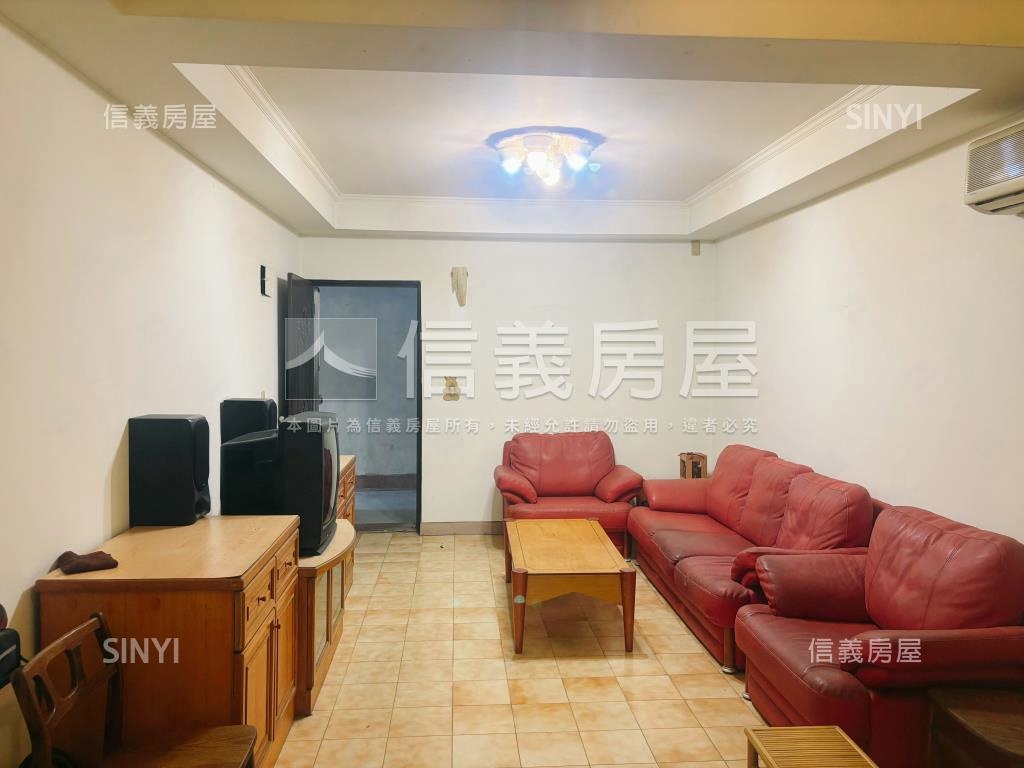 景美捷運方正２樓免爬高房屋室內格局與周邊環境