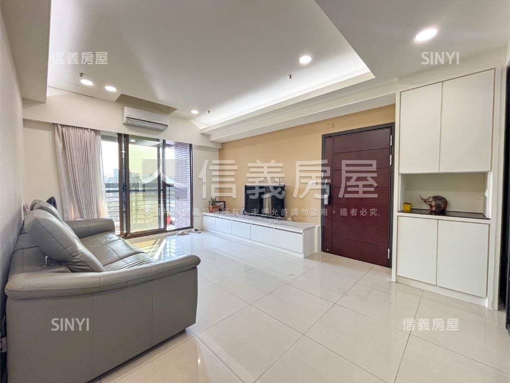 高鐵站前高樓景觀三房房屋室內格局與周邊環境