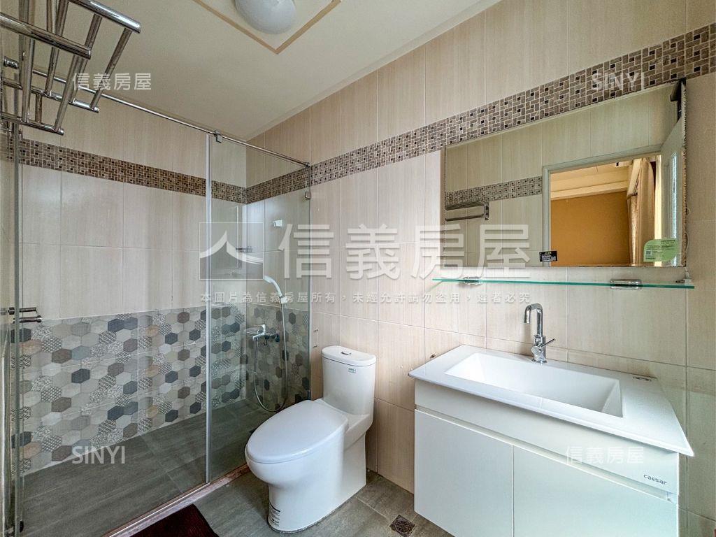 高鐵站前高樓景觀三房房屋室內格局與周邊環境