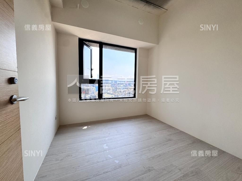 璞園榮㊣鋼骨兩房坡平車位房屋室內格局與周邊環境