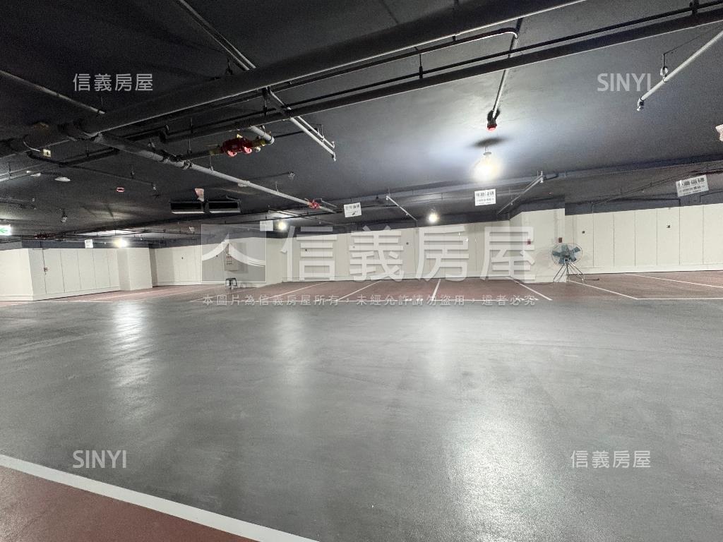 璞園榮㊣鋼骨兩房坡平車位房屋室內格局與周邊環境