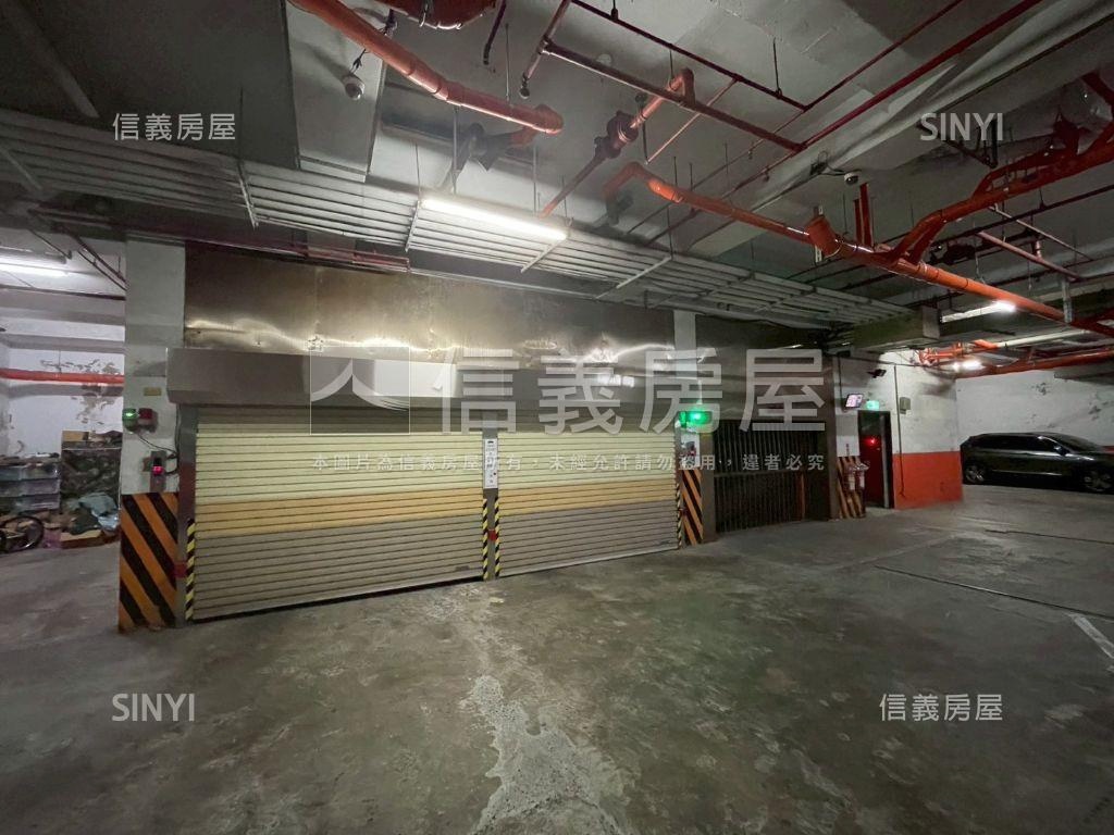 台大崇園‧機械平面車位房屋室內格局與周邊環境