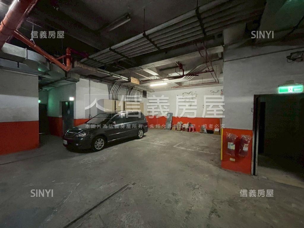台大崇園‧機械平面車位房屋室內格局與周邊環境