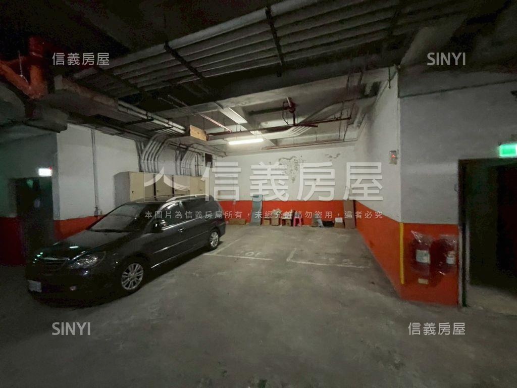 台大崇園‧機械平面車位房屋室內格局與周邊環境