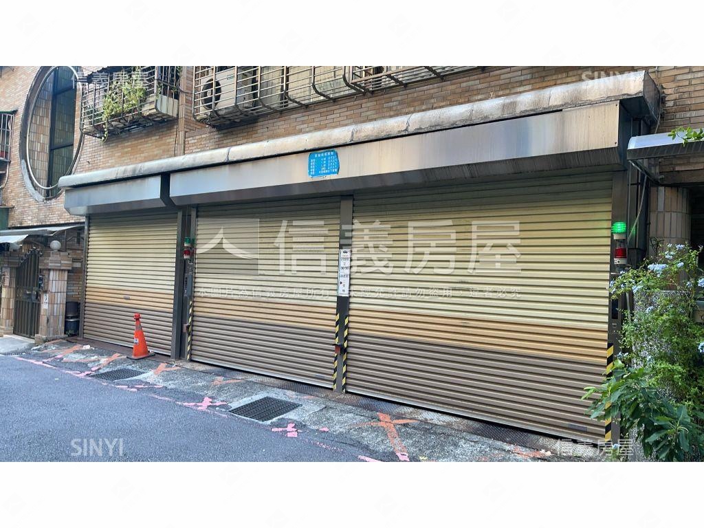 台大崇園‧機械平面車位房屋室內格局與周邊環境