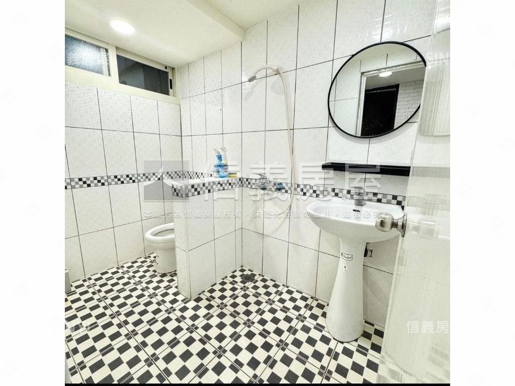 近文華高中收租美四套房屋室內格局與周邊環境