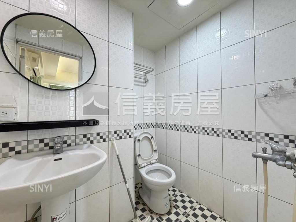 近文華高中收租美四套房屋室內格局與周邊環境