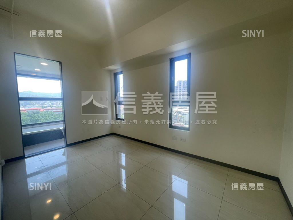 喜全森鑄三房＋車位房屋室內格局與周邊環境