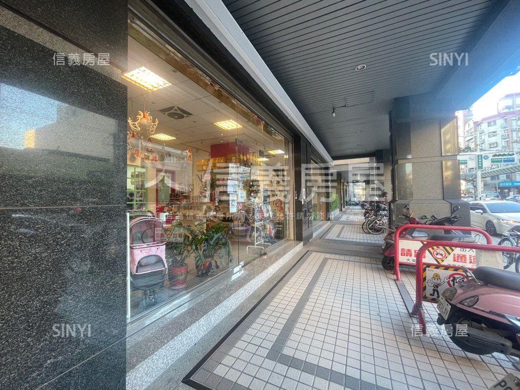 健康公園旁１２米面寬店面房屋室內格局與周邊環境