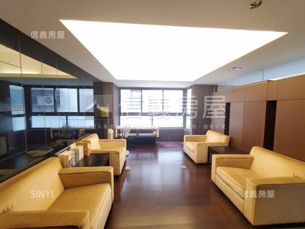 健康公園旁１２米面寬店面房屋室內格局與周邊環境