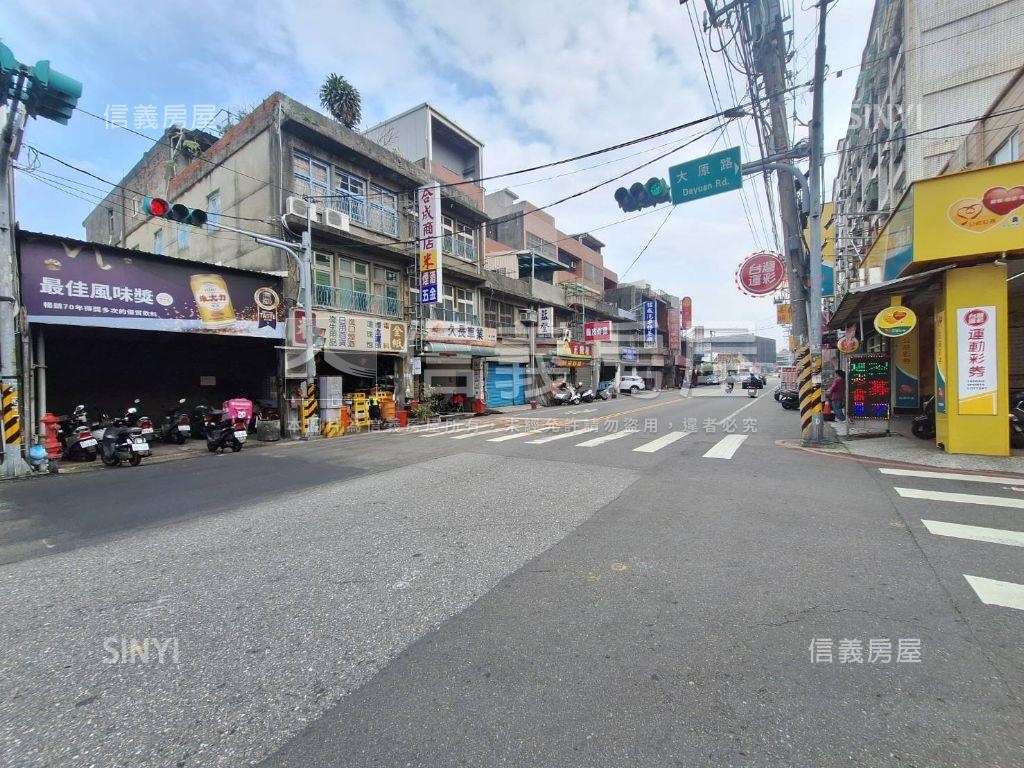 桃鶯路強棒黃金店面房屋室內格局與周邊環境
