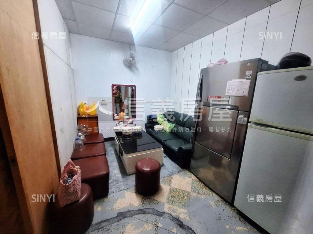 桃鶯路強棒黃金店面房屋室內格局與周邊環境