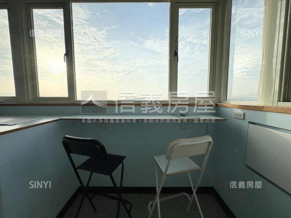 捷運高樓邊間美兩房房屋室內格局與周邊環境