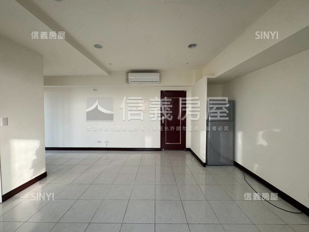 捷運高樓邊間美兩房房屋室內格局與周邊環境