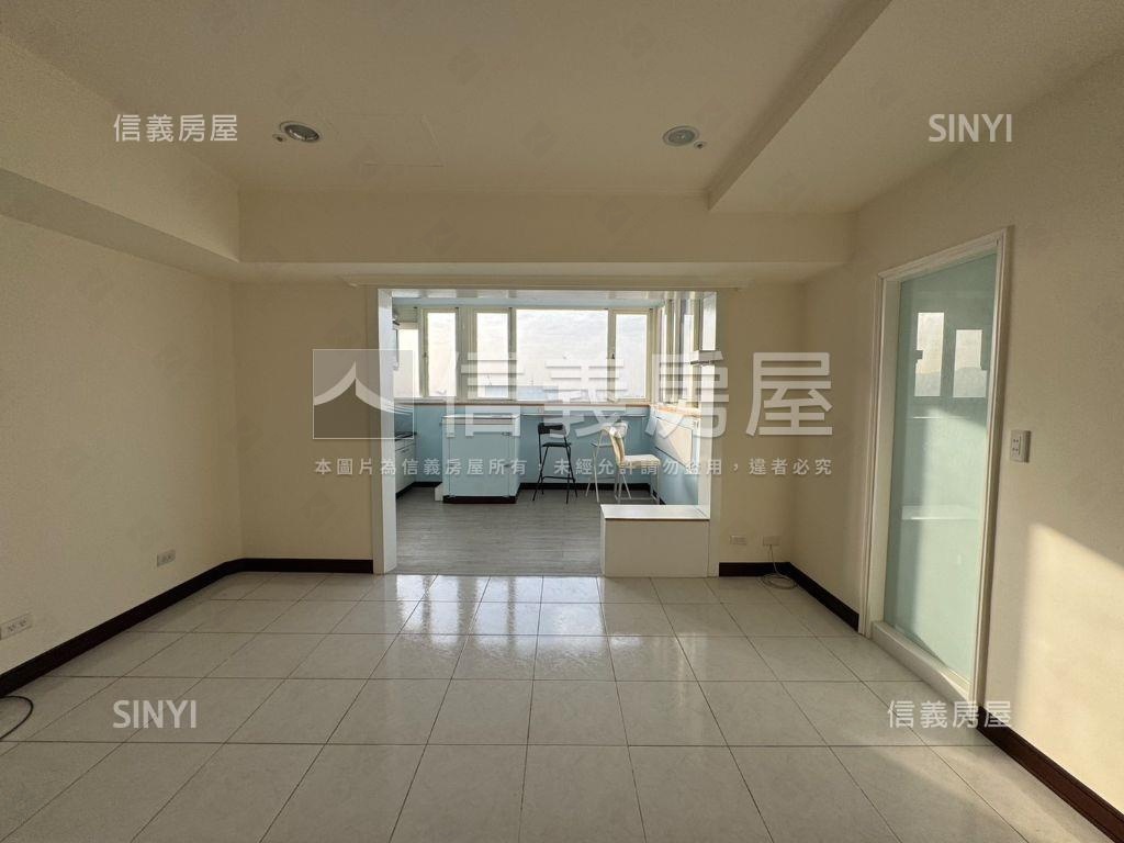 捷運高樓邊間美兩房房屋室內格局與周邊環境