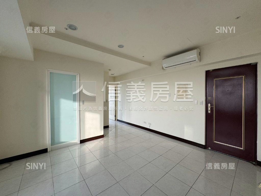 捷運高樓邊間美兩房房屋室內格局與周邊環境