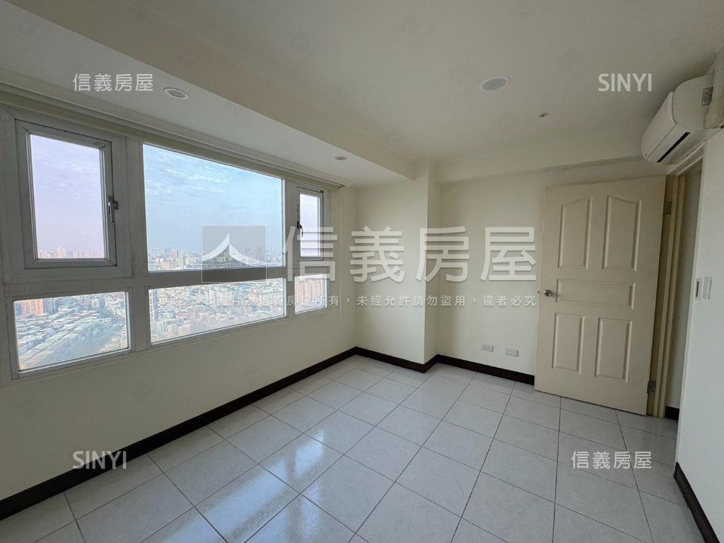 捷運高樓邊間美兩房房屋室內格局與周邊環境