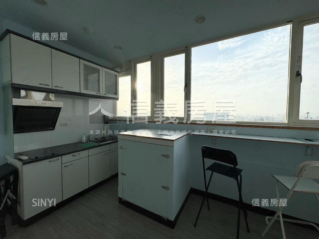 捷運高樓邊間美兩房房屋室內格局與周邊環境