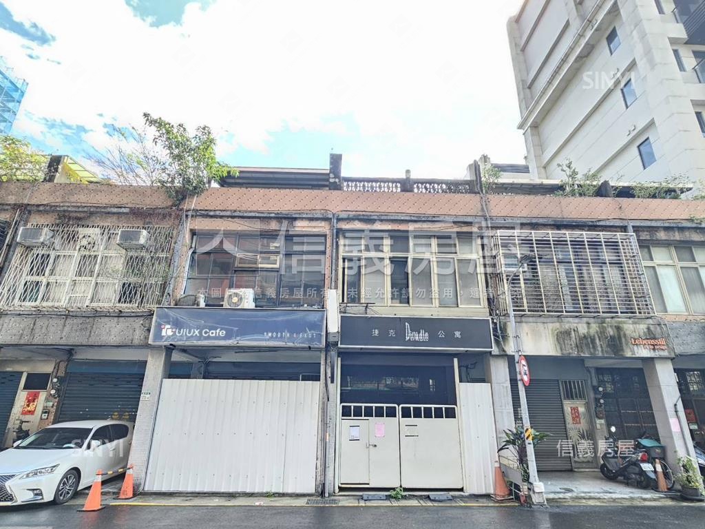 信義ＳＭＡＲＴ透天房屋室內格局與周邊環境