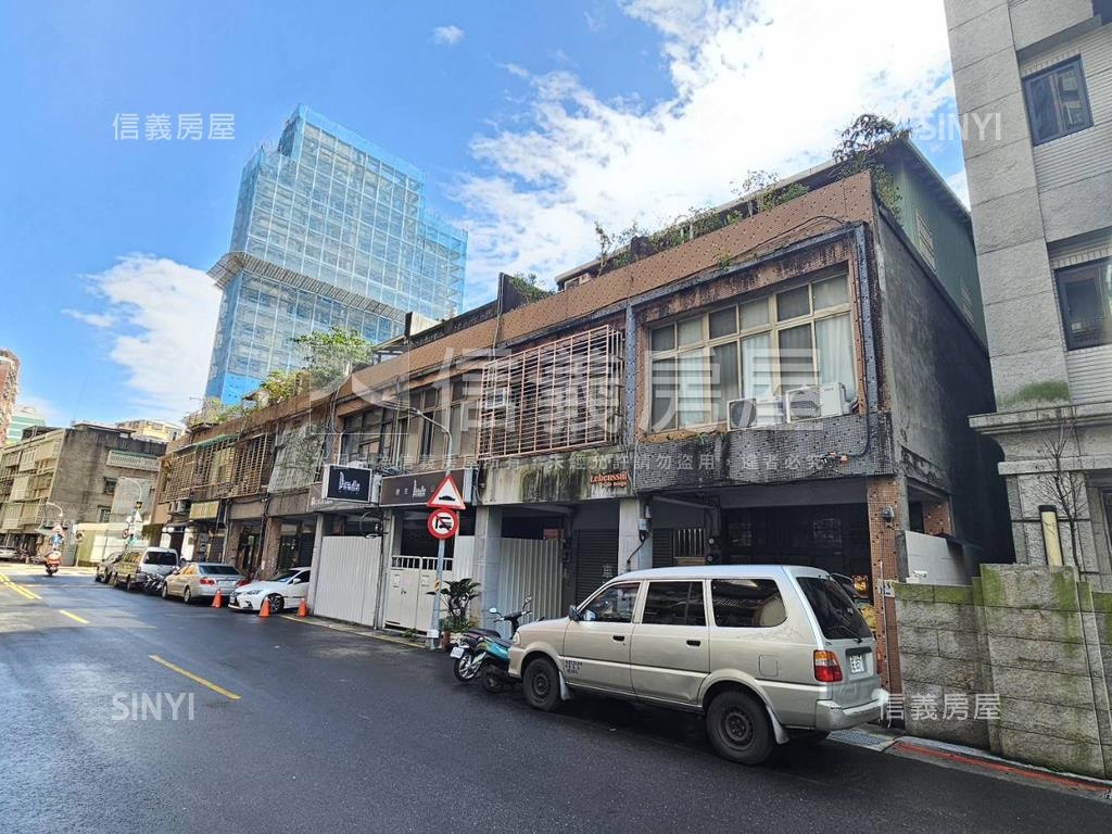 信義ＳＭＡＲＴ透天房屋室內格局與周邊環境