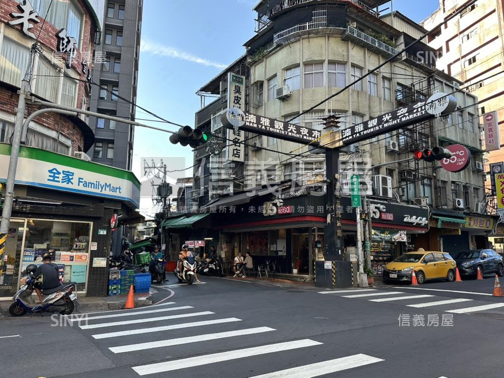 湳雅夜市挑高金店面房屋室內格局與周邊環境