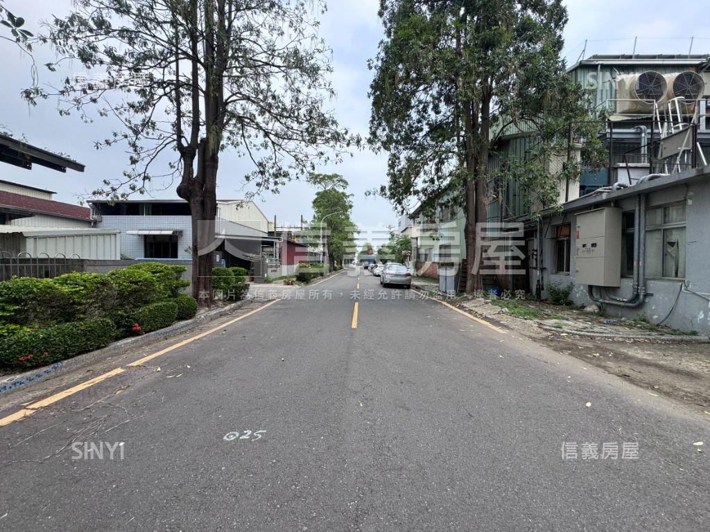 官田工業區９３５坪廠房房屋室內格局與周邊環境