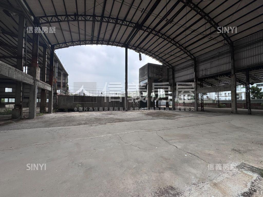 官田工業區９３５坪廠房房屋室內格局與周邊環境