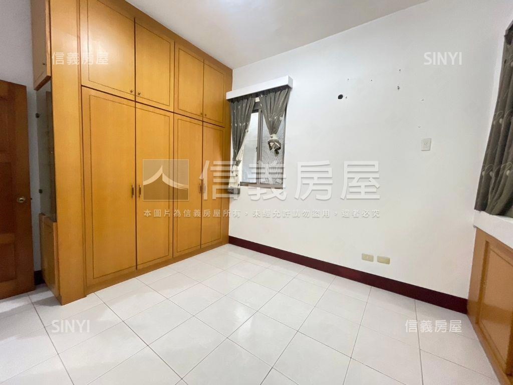 近夢時代面寬臨路土地房屋室內格局與周邊環境