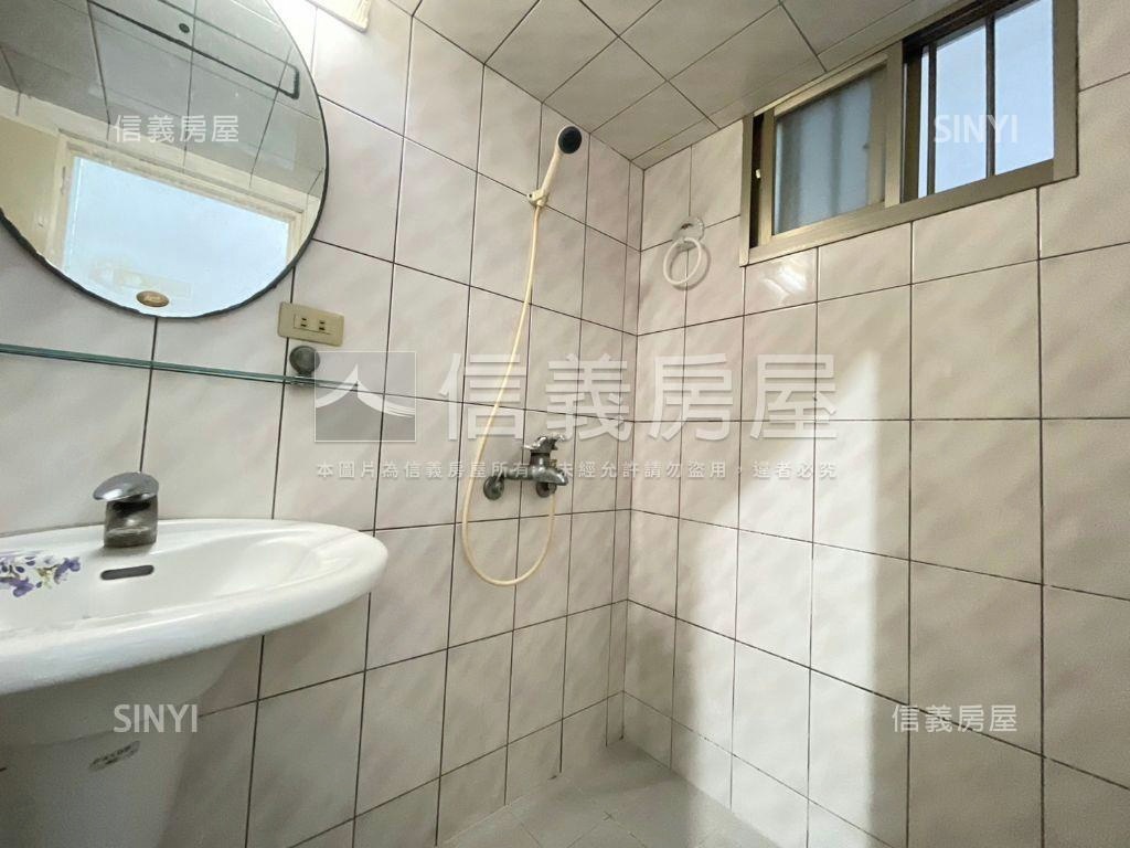 近夢時代面寬臨路土地房屋室內格局與周邊環境