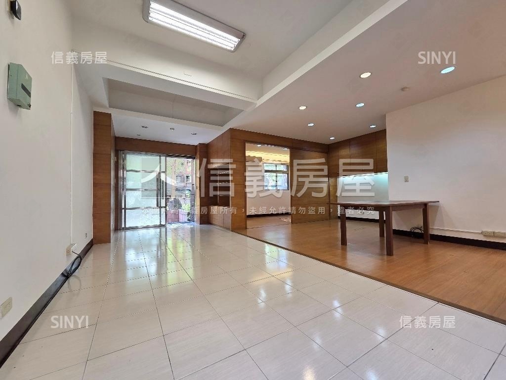 湖觀２房綠意景觀房屋室內格局與周邊環境