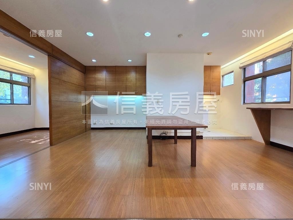 湖觀２房綠意景觀房屋室內格局與周邊環境
