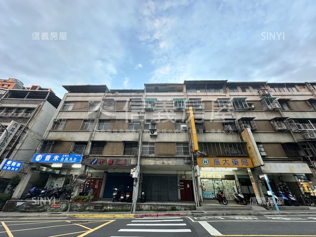 ★永安街店面★大面寬醒目房屋室內格局與周邊環境